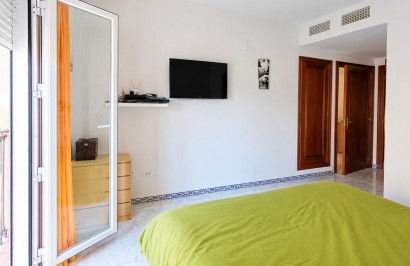 Resale - Apartment / Flat - Torrevieja - Playa de los Locos