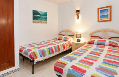 Resale - Apartment / Flat - Torrevieja - Playa de los Locos