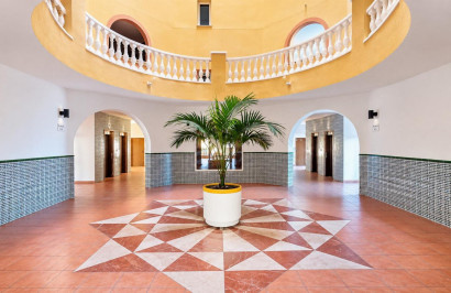 Resale - Apartment / Flat - Torrevieja - Playa de los Locos