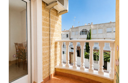 Resale - Apartment / Flat - Torrevieja - Playa del Cura
