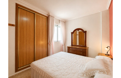 Resale - Apartment / Flat - Torrevieja - Playa del Cura