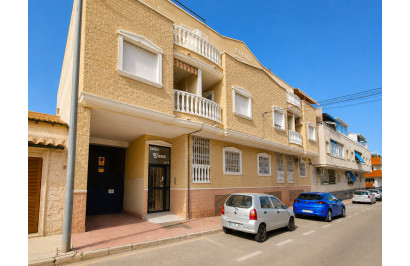 Resale - Apartment / Flat - Torrevieja - Playa del Cura