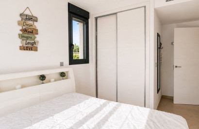 Resale - Apartment / Flat - Orihuela Costa - Punta Prima