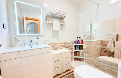 Resale - Apartment / Flat - Los Montesinos - La Herrada
