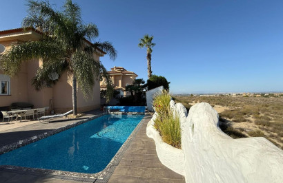 Herverkoop - Vrijstaande villa - San Miguel de Salinas