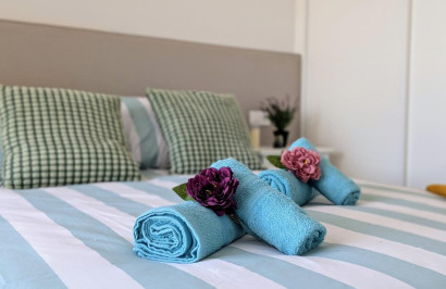 Resale - Apartment / Flat - Villamartín