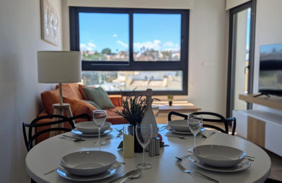 Resale - Apartment / Flat - Villamartín