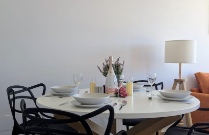 Resale - Apartment / Flat - Villamartín