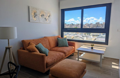 Resale - Apartment / Flat - Villamartín
