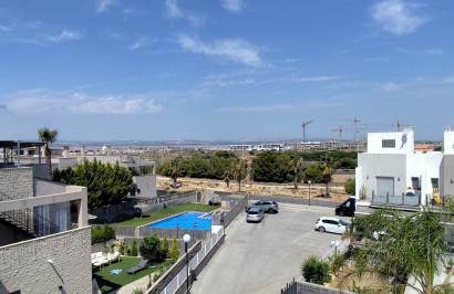 Revente - Maison de ville - Torrevieja