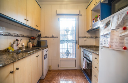 Resale - Town House - Entre Naranjos