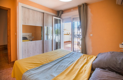 Resale - Town House - Entre Naranjos