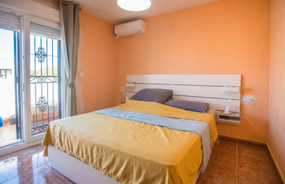 Resale - Town House - Entre Naranjos