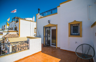 Resale - Town House - Entre Naranjos