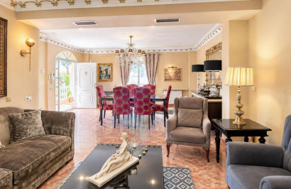 Resale - Detached Villa - Benferri - Benfis Park