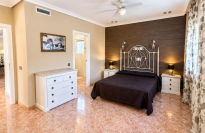 Resale - Detached Villa - Benferri - Benfis Park