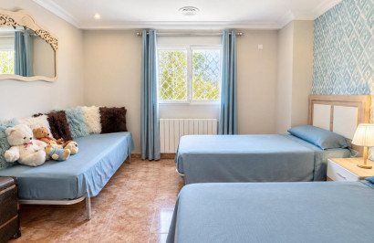 Resale - Detached Villa - Benferri - Benfis Park