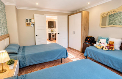 Resale - Detached Villa - Benferri - Benfis Park