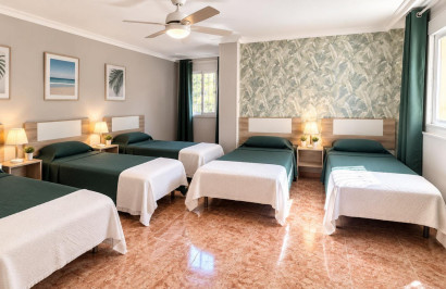 Resale - Detached Villa - Benferri - Benfis Park