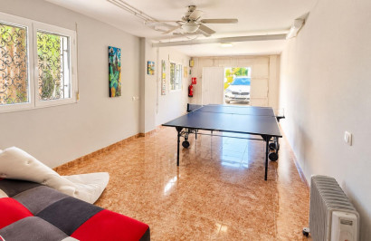 Resale - Detached Villa - Benferri - Benfis Park
