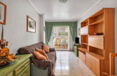 Resale - Apartment / Flat - Torrevieja