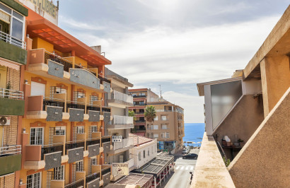 Resale - Apartment / Flat - Torrevieja