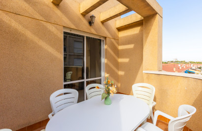 Resale - Apartment / Flat - Torrevieja