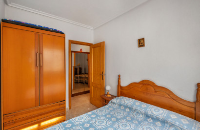 Resale - Apartment / Flat - Torrevieja