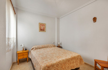 Resale - Apartment / Flat - Torrevieja