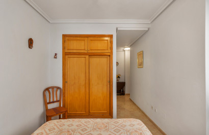 Resale - Apartment / Flat - Torrevieja