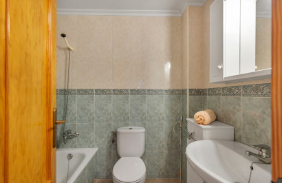 Resale - Apartment / Flat - Torrevieja