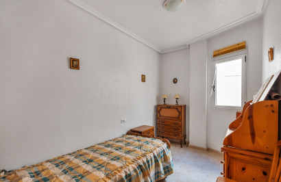 Resale - Apartment / Flat - Torrevieja
