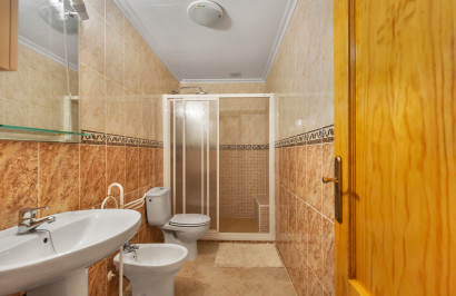 Resale - Apartment / Flat - Torrevieja