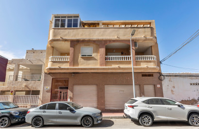 Resale - Apartment / Flat - Torrevieja