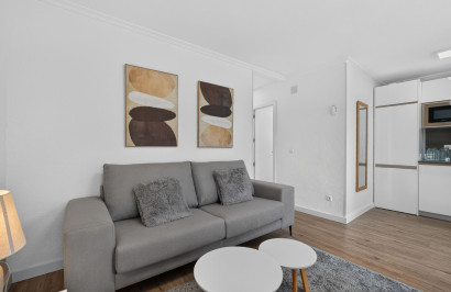 Resale - Apartment / Flat - Orihuela Costa - Villamartín - Las Filipinas
