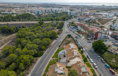 Resale - Apartment / Flat - Orihuela Costa - Villamartín - Las Filipinas