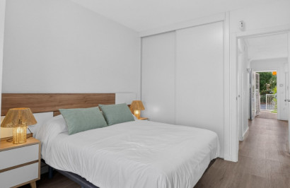 Resale - Apartment / Flat - Orihuela Costa - Villamartín