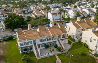 Resale - Apartment / Flat - Orihuela Costa - Villamartín