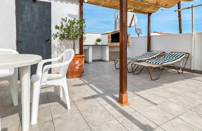 Resale - Apartment / Flat - Torrevieja - La Siesta - El Salado -  Torreta