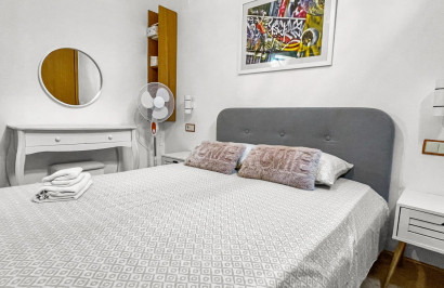 Resale - Apartment / Flat - Torrevieja - La Siesta - El Salado -  Torreta