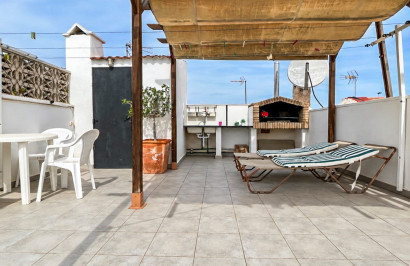 Resale - Apartment / Flat - Torrevieja - La Siesta - El Salado -  Torreta