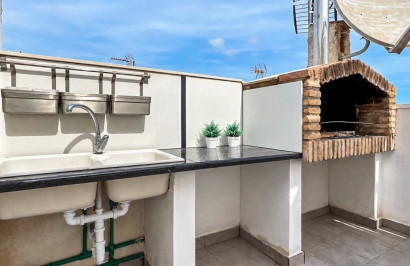 Resale - Apartment / Flat - Torrevieja - La Siesta - El Salado -  Torreta