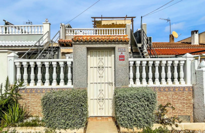 Resale - Apartment / Flat - Torrevieja - La Siesta - El Salado -  Torreta