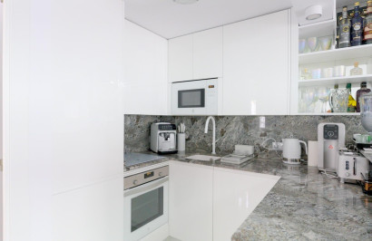Resale - Town House - Torrevieja - Punta prima