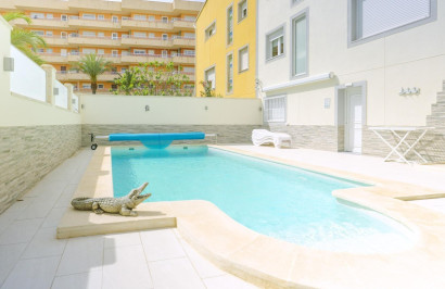 Resale - Town House - Torrevieja - Punta prima