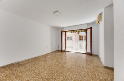 Resale - Apartment / Flat - Torrevieja - Playa del Acequión