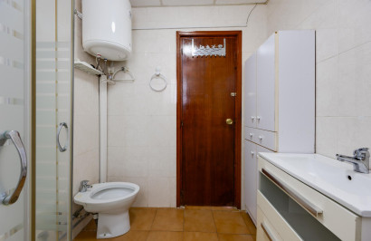 Resale - Apartment / Flat - Torrevieja - Playa del Acequión