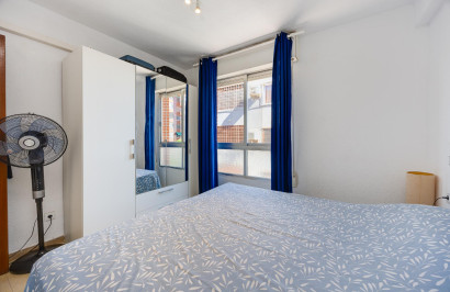 Resale - Apartment / Flat - Torrevieja - Playa del Acequión