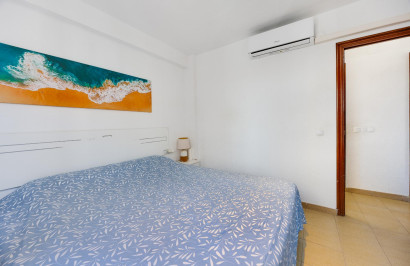 Resale - Apartment / Flat - Torrevieja - Playa del Acequión