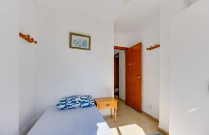 Resale - Apartment / Flat - Torrevieja - Playa del Acequión